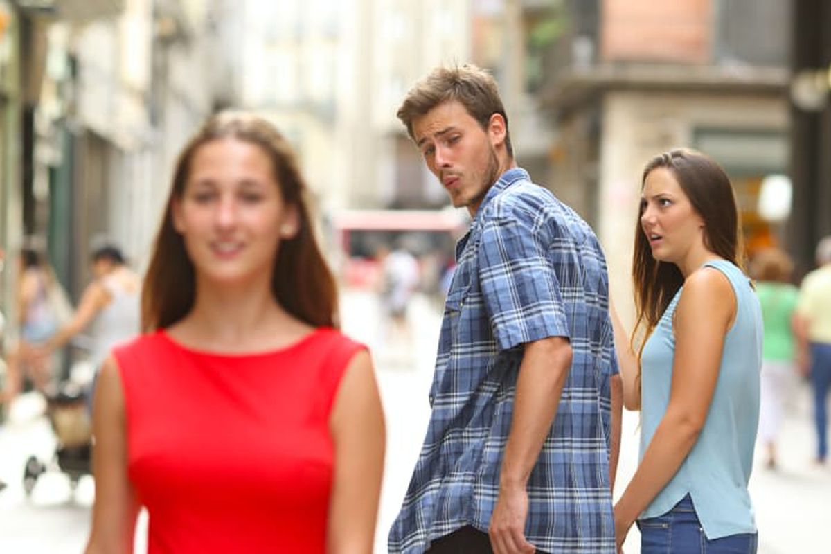 Distracted Boyfriend meme about Posh Peanut